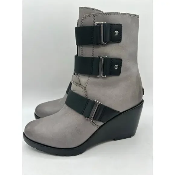 Sorel After Hours Gray Leather Wedge Moto Bootie
Woman’s SZ 8.5 - Picture 3 of 8